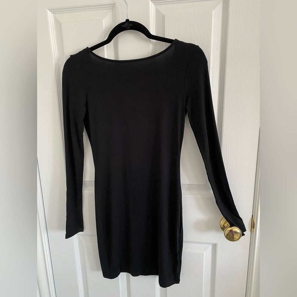 Forever 21 open back long sleeve bodycon dress black size S NWT